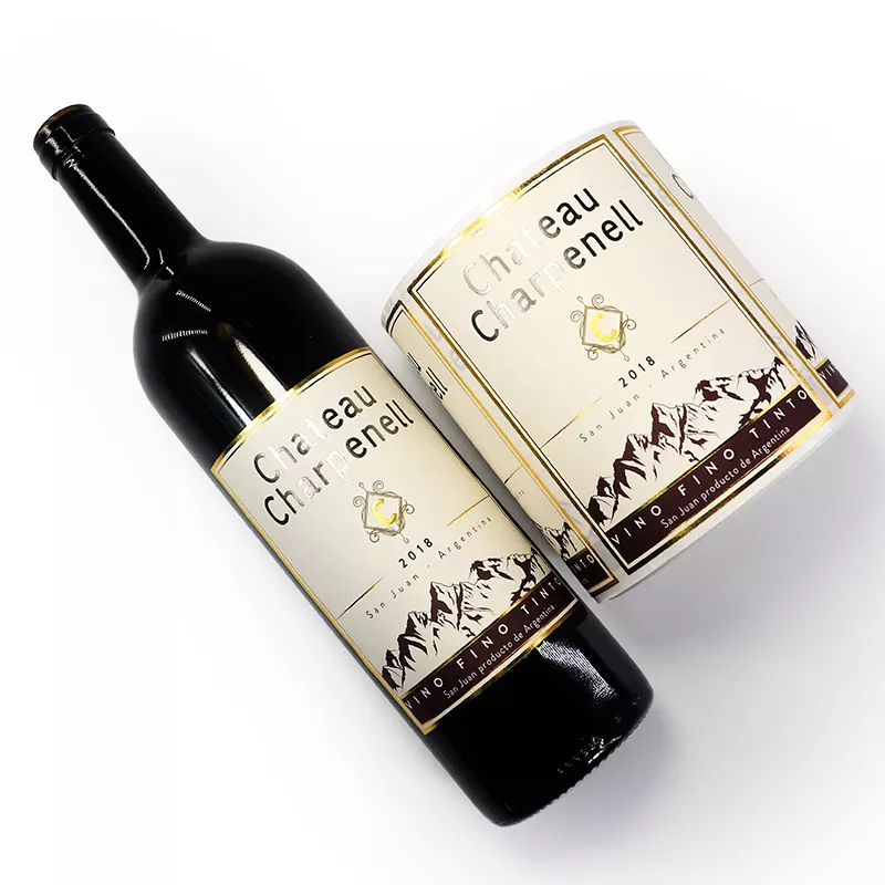 یک بسته بندی جدید روی بطری شراب خود قرار دهید (3)